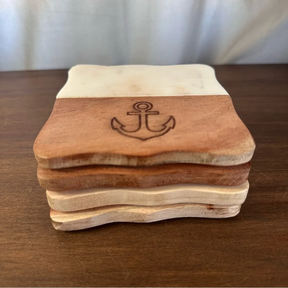 Set of 4 Marble and Wood Coasters
